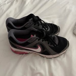 Nike Air Dictate 2 sneakers